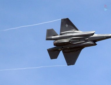 Μέχρι στην Βουλγαρία έφτασαν τα αμερικανικά F-35! (βίντεο)